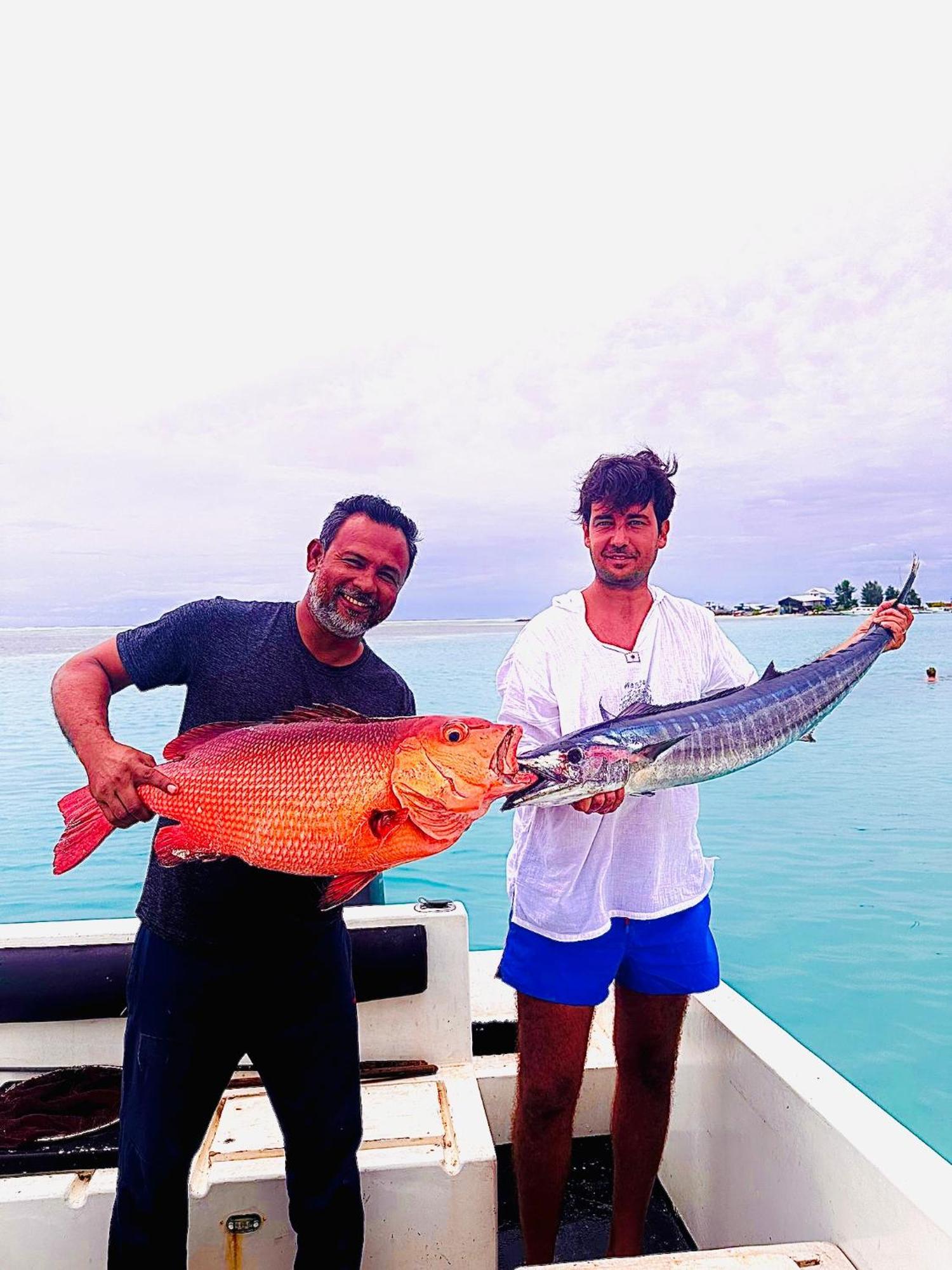 Infinity Dhiffushi Hotel Buitenkant foto
