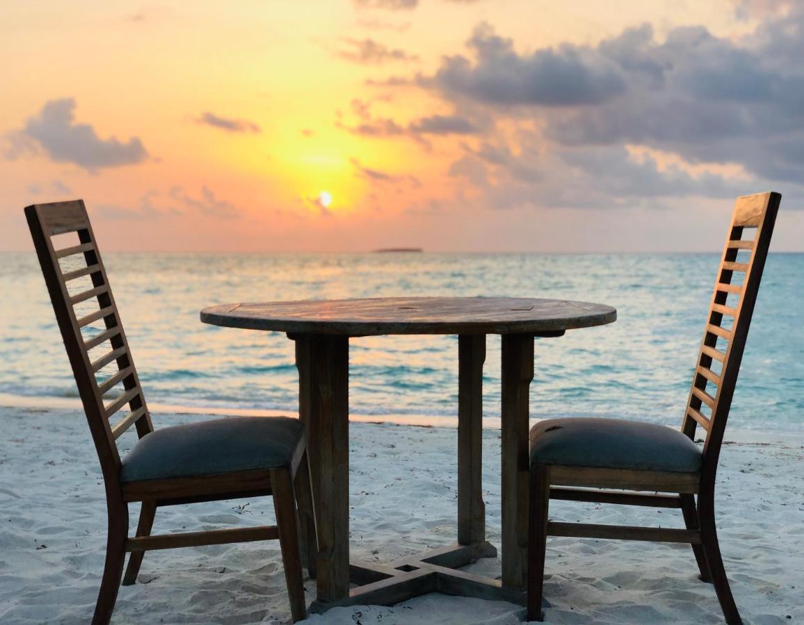 Infinity Dhiffushi Hotel Buitenkant foto